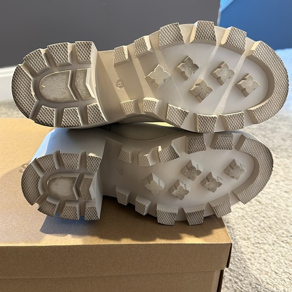 Steve Madden Roxie combat boot - Picture 4 of 5